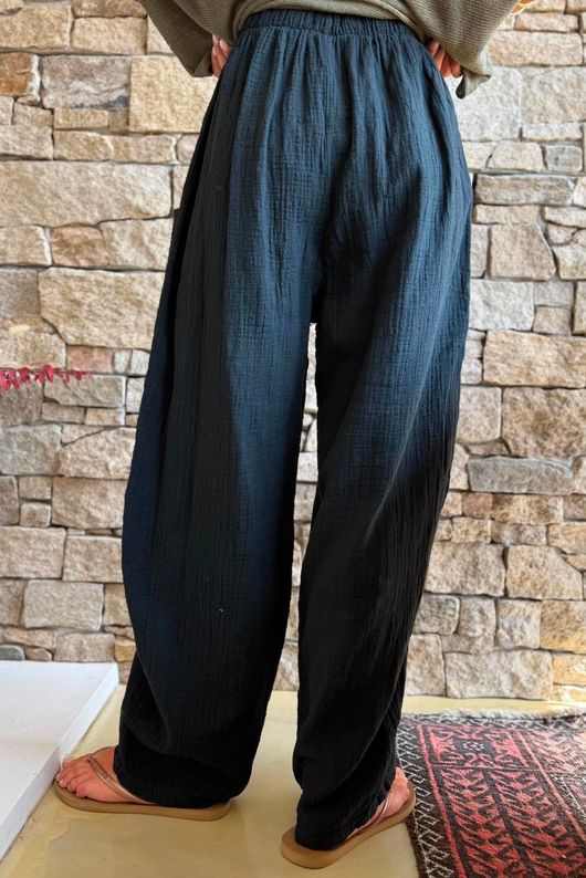 Suri Cushion Cotton Button Pocket Barrel Pant Black